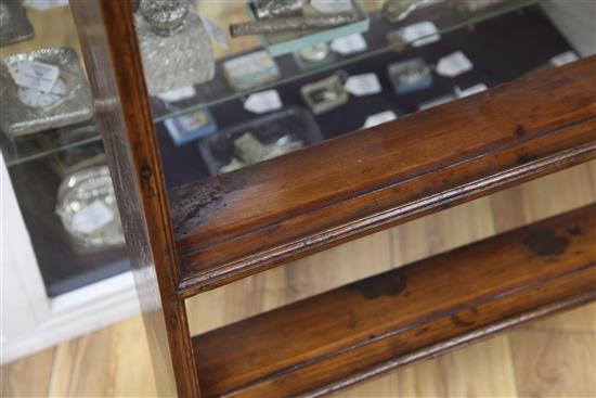 An 18th century oak dresser, W.5ft 1in. H.6ft 5in.